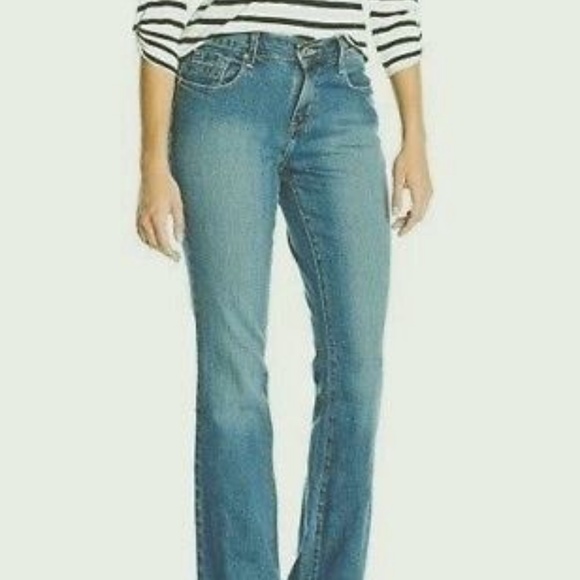 levis bold curve bootcut